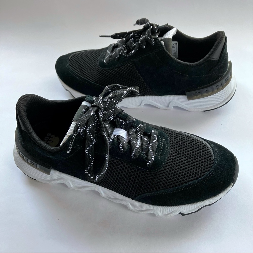 SOREL KINETIC LITE LACE SNEAKERS Black Sz 9.5 Near New, $48 Ultra-light walking!